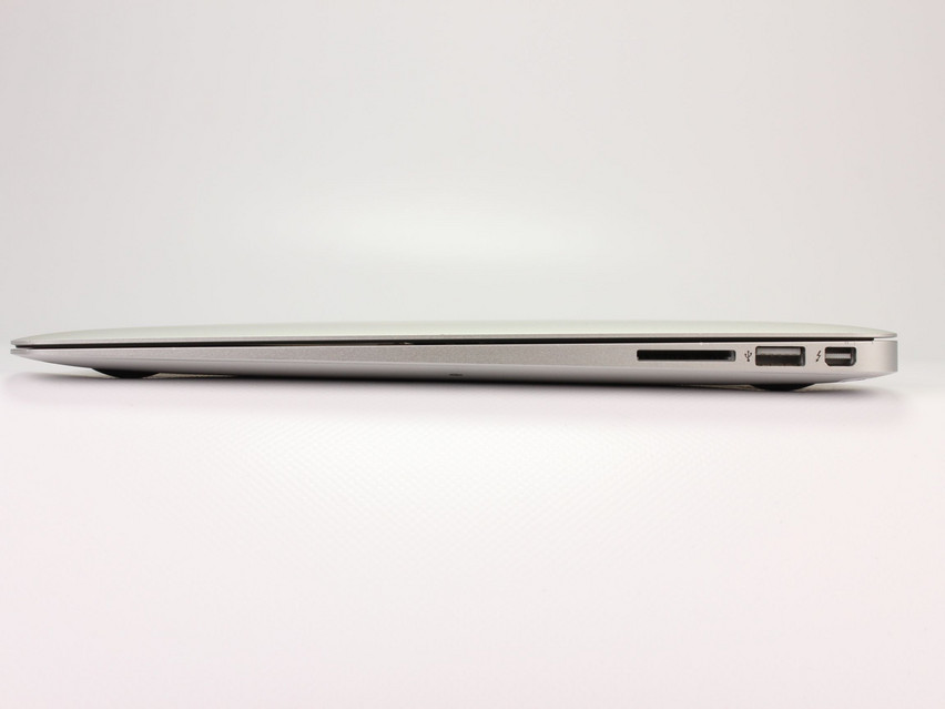 Refurbished Apple MacBook Air 6,2 A1466 (2014), i7-4650U, 8 GB, DDR3, SSD, 256 GB Produktcode: 1201511 ESA TECH Bild 9 von 11