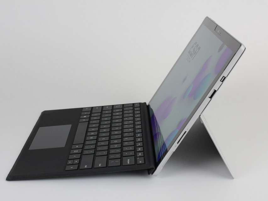 Refurbished Microsoft Surface Pro 5 (1807), i5-7300U, 8 GB,LPDDR3, 12,3" ins., 2736x1824 px, SSD, 256 GB Product code: 1602658 ESA-Tech Image 4 of 12" title="Microsoft Surface Pro 5 (1807) - 239 €, Product code: 1602658 - Image 4 of 12