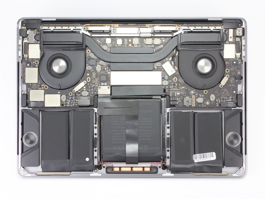Refurbished Apple MacBook Pro 14,2 A1706 (2017), i5-7267U, 16 GB,LPDDR3, 13.3" ins., 2560x1600 px, SSD, 512 GB Produktcode: 12011962 ESA-TECH Bild 13 von 15" title="Apple MacBook Pro 14,2 A1706 (2017) - 339 €, Produktcode: 12011962 - Bild 13 von 15
