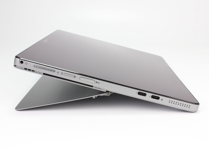 Refurbished Dell Latitude 7200 2-in-1, i5-8365U, 16 GB,LPDDR3, 12.3" ins., 1920х1280 px, SSD, 256 GB Produktcode: 1002886 ESA-TECH Bild 5 von 9" title="Dell Latitude 7200 2-in-1 - 189 €, Produktcode: 1002886 - Bild 5 von 9