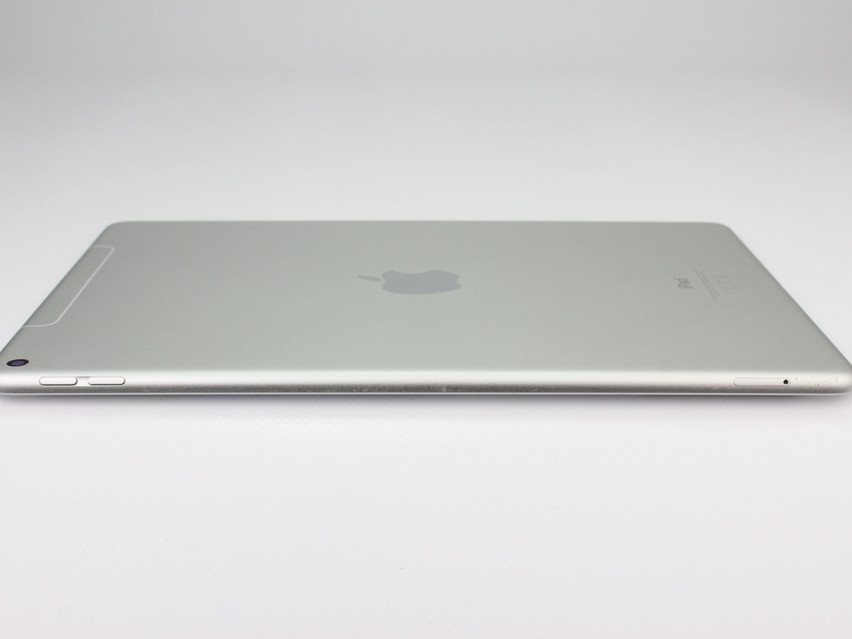 Refurbished Apple iPad Air 3. Generation (A2123) Wi-Fi + Cellular (2019), APL1W81, 3 GB,LPDDR4X, 10.5" ins., 2224x1668 px, SSD, 256 GB Product code: 12021657 ESA-TECH Image 4 of 8" title="Apple iPad Air 3. Generation (A2123) Wi-Fi + Cellular (2019) - 89 €, Product code: 12021657 - Image 4 of 8