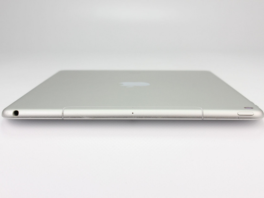 Refurbished Apple iPad Air 3. Generation (A2123) Wi-Fi + Cellular (2019), APL1W81, 3 GB,LPDDR4X, 10.5" ins., 2224x1668 px, SSD, 256 GB Product code: 12021657 ESA-TECH Image 6 of 8" title="Apple iPad Air 3. Generation (A2123) Wi-Fi + Cellular (2019) - 89 €, Product code: 12021657 - Image 6 of 8