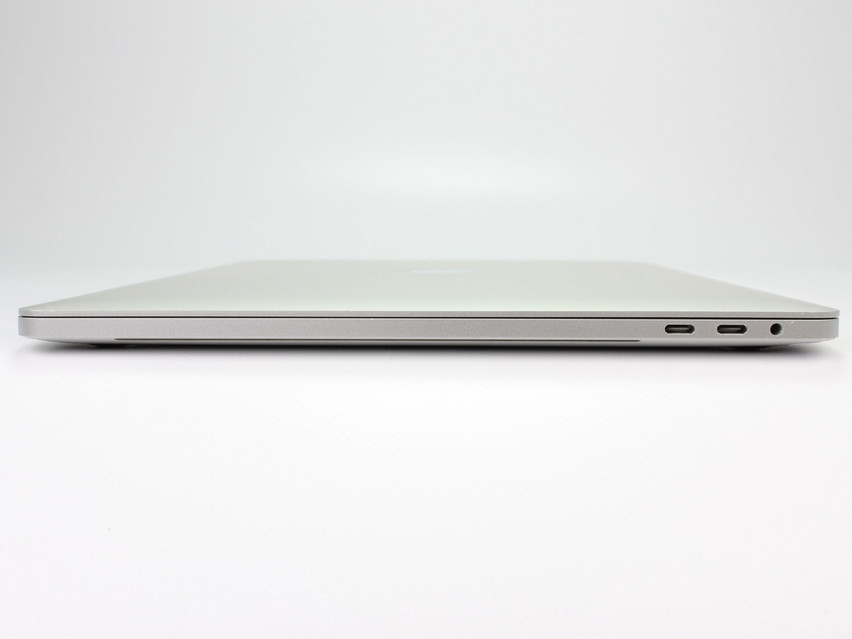Refurbished Apple MacBook Pro 14,3 A1707 (2017), i7-7820HQ, 16 GB,LPDDR3, 15.4" ins., 2880х1800 px, SSD, 512 GB Produktcode: 12011975 ESA-TECH Bild 9 von 15" title="Apple MacBook Pro 14,3 A1707 (2017) - 389 €, Produktcode: 12011975 - Bild 9 von 15
