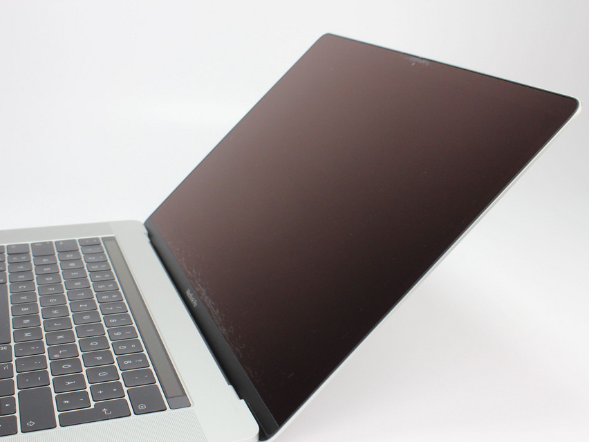 Refurbished Apple MacBook Pro 14,3 A1707 (2017), i7-7820HQ, 16 GB,LPDDR3, 15.4" ins., 2880х1800 px, SSD, 512 GB Produktcode: 12011975 ESA-TECH Bild 15 von 15" title="Apple MacBook Pro 14,3 A1707 (2017) - 389 €, Produktcode: 12011975 - Bild 15 von 15