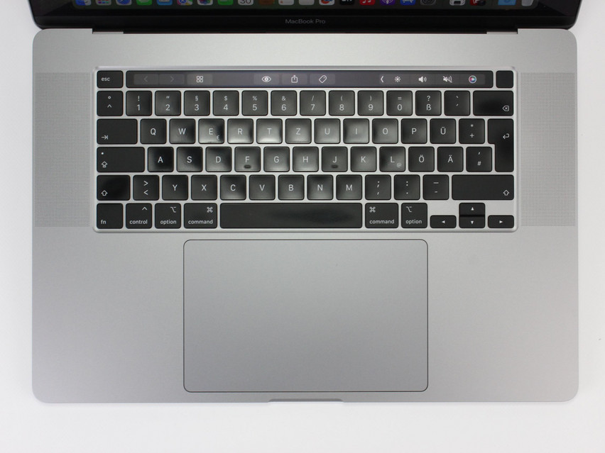 Refurbished Apple MacBook Pro 16,1 A2141 (2019), i9-9980HK, 64 GB,DDR4, 16.0" ins., 3072x1920 px, SSD, 512 GB Product code: 12013155 ESA-TECH Image 2 of 13" title="Apple MacBook Pro 16,1 A2141 (2019) - 799 €, Product code: 12013155 - Image 2 of 13