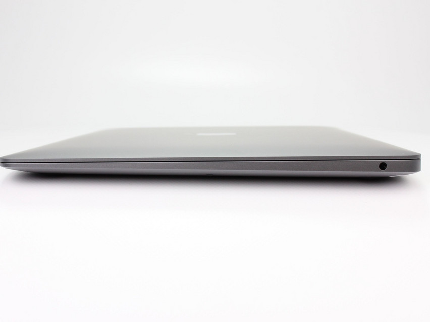 Refurbished Apple MacBook Air 10,1 A2337 (2020) М1, APL1102, 16 GB,LPDDR4X, 13.3" ins., 2560x1600 px, SSD, 256 GB Produktcode: 12013010 ESA-TECH Bild 9 von 13" title="Apple MacBook Air 10,1 A2337 (2020) М1 - 599 €, Produktcode: 12013010 - Bild 9 von 13