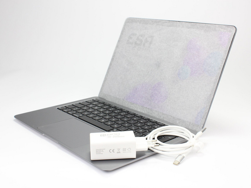 Open box Apple MacBook Air 10,1 A2337 (2020) М1, APL1102, 16 GB,LPDDR4X, 13.3" ins., 2560x1600 px, SSD, 256 GB Product code: 12013021 ESA-TECH Image 3 of 10" title="Apple MacBook Air 10,1 A2337 (2020) М1 - 700 €, Product code: 12013021 - Image 3 of 10