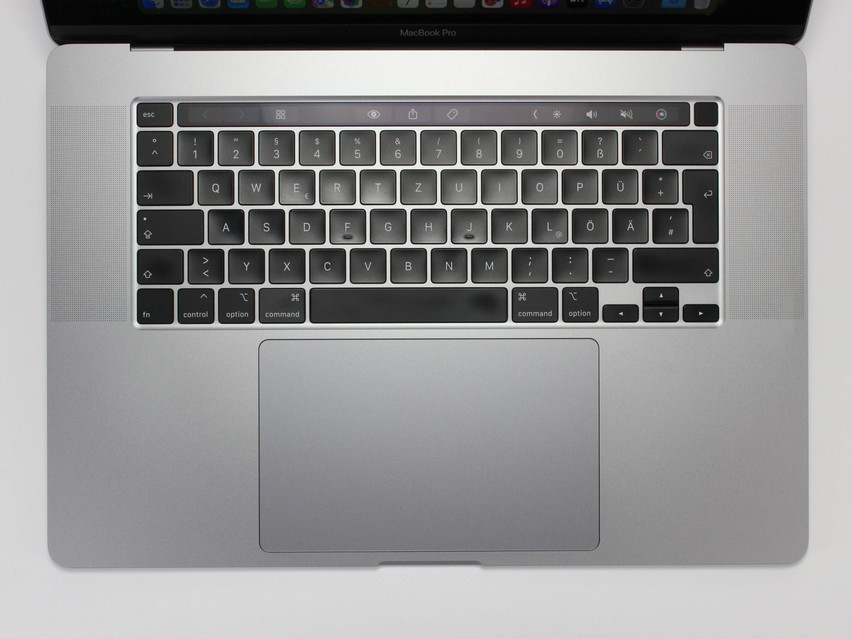 Refurbished Apple MacBook Pro 16,1 A2141 (2019), i9-9980HK, 64 GB,DDR4, 16.0" ins., 3072x1920 px, SSD, 512 GB Produktcode: 12013152 ESA-TECH Bild 2 von 13" title="Apple MacBook Pro 16,1 A2141 (2019) - 829 €, Produktcode: 12013152 - Bild 2 von 13