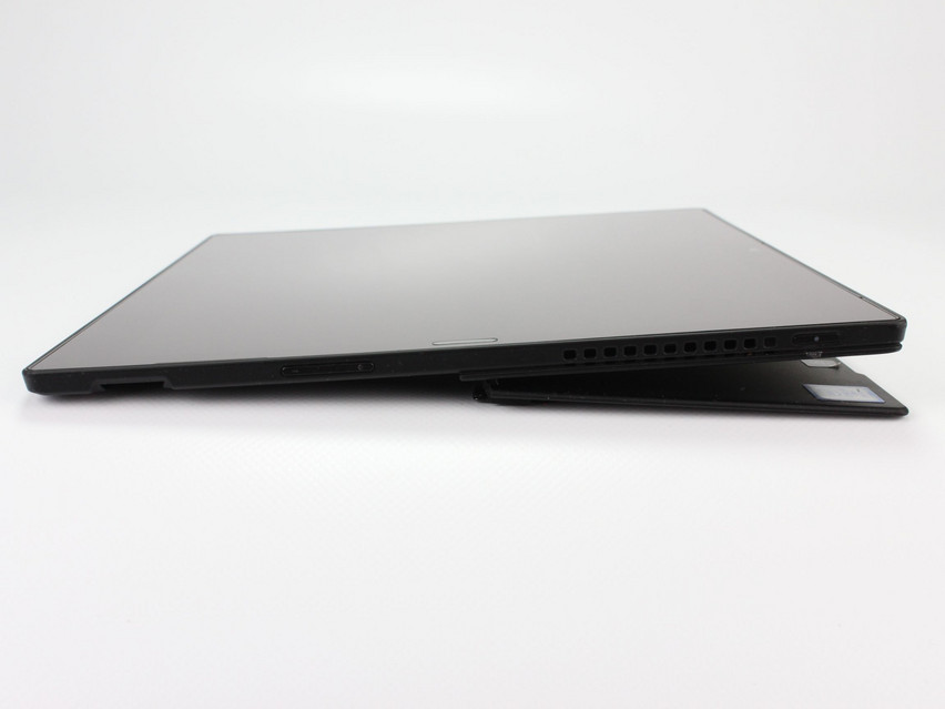 Refurbished Lenovo ThinkPad X1 Tablet Gen 3, i5-8350U, 8 GB,LPDDR3, 13.0" ins., 3000x2000 px, SSD, 256 GB Product code: 1302847 ESA-TECH Image 7 of 12" title="Lenovo ThinkPad X1 Tablet Gen 3 - 279 €, Product code: 1302847 - Image 7 of 12