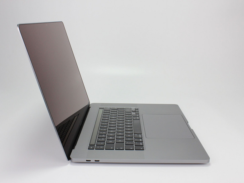 Refurbished Apple MacBook Pro 16,1 A2141 (2019), i9-9980HK, 32 GB,DDR4, 16.0" ins., 3072x1920 px, SSD, 512 GB Product code: 12013160 ESA-TECH Image 4 of 13" title="Apple MacBook Pro 16,1 A2141 (2019) - 639 €, Product code: 12013160 - Image 4 of 13