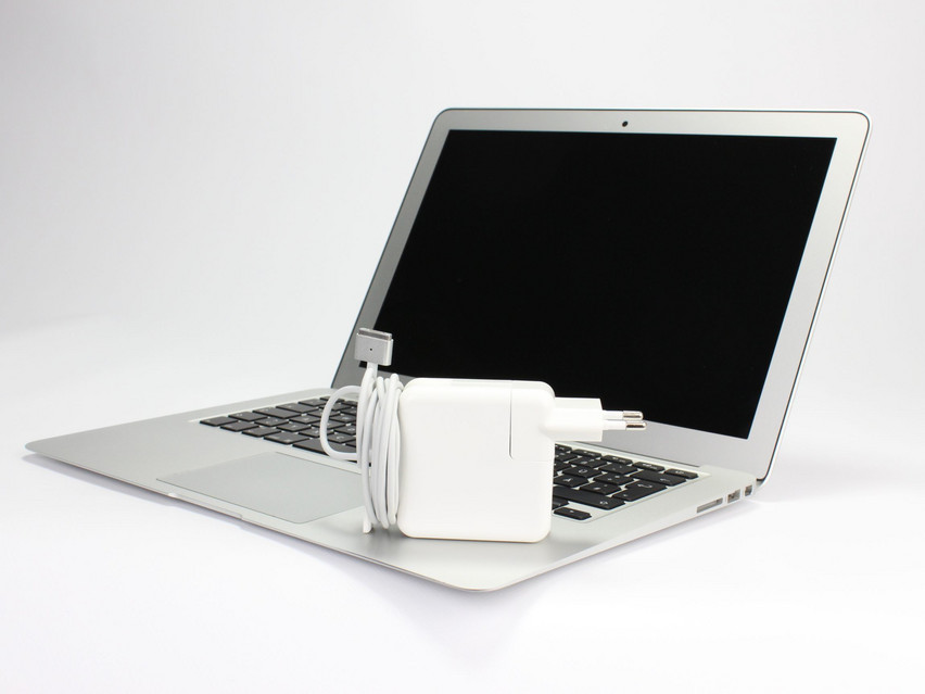 Refurbished Apple MacBook Air 7,2 A1466 (2015), i5-5250U, 8 GB,DDR3, 13.3" ins., 1440x900 px, SSD, 256 GB Product code: 12011959 ESA-TECH Image 3 of 13" title="Apple MacBook Air 7,2 A1466 (2015) - 189 €, Product code: 12011959 - Image 3 of 13