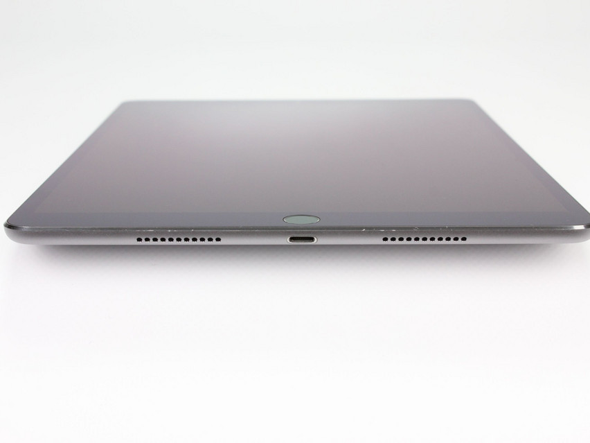 Refurbished Apple iPad Pro 10.5 (A1709) Wi-Fi + Cellular (2018) 4 GB,LPDDR4, 10.5" ins., 2224x1668 px, SSD, 256 GB Product code: 12023188 ESA-TECH Image 4 of 8" title="Apple iPad Pro 10.5 (A1709) Wi-Fi + Cellular (2018) - 239 €, Product code: 12023188 - Image 4 of 8