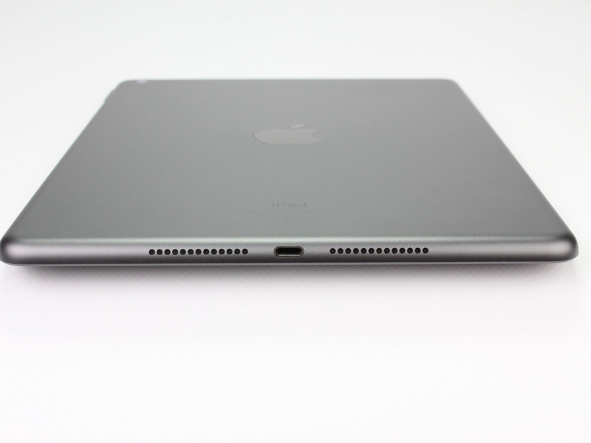 Refurbished Apple iPad 8. Generation (A2270) (2021), APL1W81, 3 GB,LPDDR4, 10.2" ins., 2160x1620 px, SSD, 32 GB Produktcode: 12023205 ESA-TECH Bild 5 von 8" title="Apple iPad 8. Generation (A2270) (2021) - 189 €, Produktcode: 12023205 - Bild 5 von 8