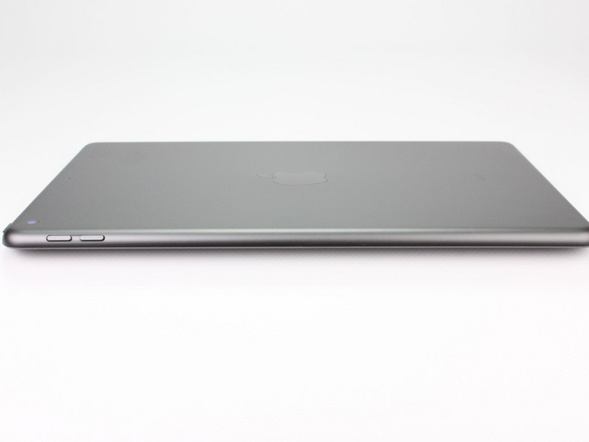 Refurbished Apple iPad 8. Generation (A2270) (2021), APL1W81, 3 GB,LPDDR4, 10.2" ins., 2160x1620 px, SSD, 32 GB Produktcode: 12023205 ESA-TECH Bild 6 von 8" title="Apple iPad 8. Generation (A2270) (2021) - 189 €, Produktcode: 12023205 - Bild 6 von 8