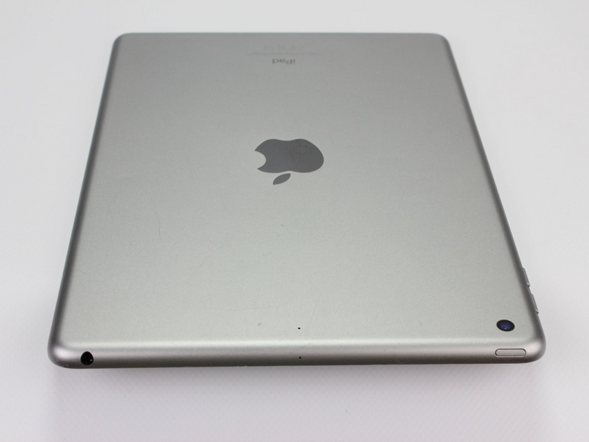 Refurbished Apple iPad 6 Generation (A1893) Wi-Fi (2018), APL1W24, 2 GB,LPDDR4, 9.7" ins., 2048x1536 px, SSD, 128 GB Produktcode: 12023228 ESA-TECH Bild 10 von 10" title="Apple iPad 6 Generation (A1893) Wi-Fi (2018) - 119 €, Produktcode: 12023228 - Bild 10 von 10