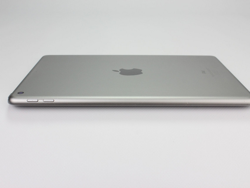 Refurbished Apple iPad 6 Generation (A1893) Wi-Fi (2018), APL1W24, 2 GB,LPDDR4, 9.7" ins., 2048x1536 px, SSD, 128 GB Produktcode: 12023228 ESA-TECH Bild 7 von 10" title="Apple iPad 6 Generation (A1893) Wi-Fi (2018) - 119 €, Produktcode: 12023228 - Bild 7 von 10