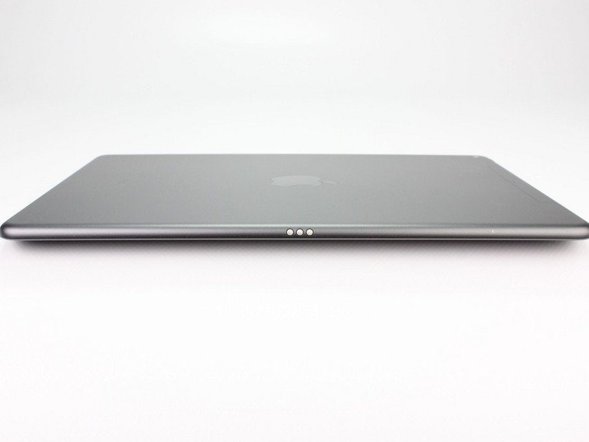 Refurbished Apple iPad Air 3. Generation (A2123) Wi-Fi + Cellular (2020), APL1W81, 3 GB,LPDDR4X, 10.5" ins., 2224x1668 px, SSD, 256 GB Product code: 12023197 ESA-TECH Image 6 of 8" title="Apple iPad Air 3. Generation (A2123) Wi-Fi + Cellular (2020) - 249 €, Product code: 12023197 - Image 6 of 8