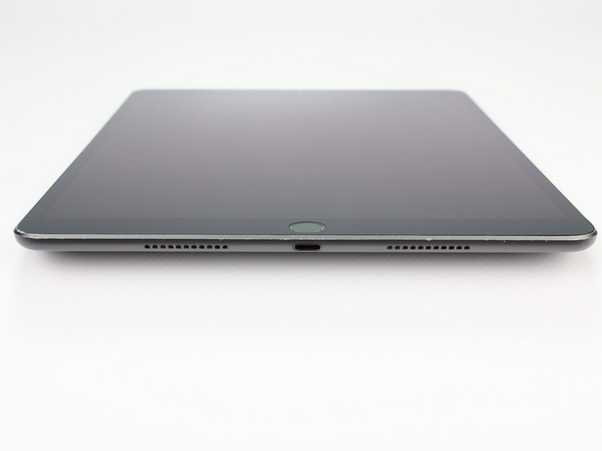 Refurbished Apple iPad Air 3. Generation (A2123) Wi-Fi + Cellular (2019), APL1W81, 3 GB,LPDDR4X, 10.5" ins., 2224x1668 px, SSD, 256 GB Produktcode: 12023198 ESA-TECH Bild 4 von 10" title="Apple iPad Air 3. Generation (A2123) Wi-Fi + Cellular (2019) - 169 €, Produktcode: 12023198 - Bild 4 von 10