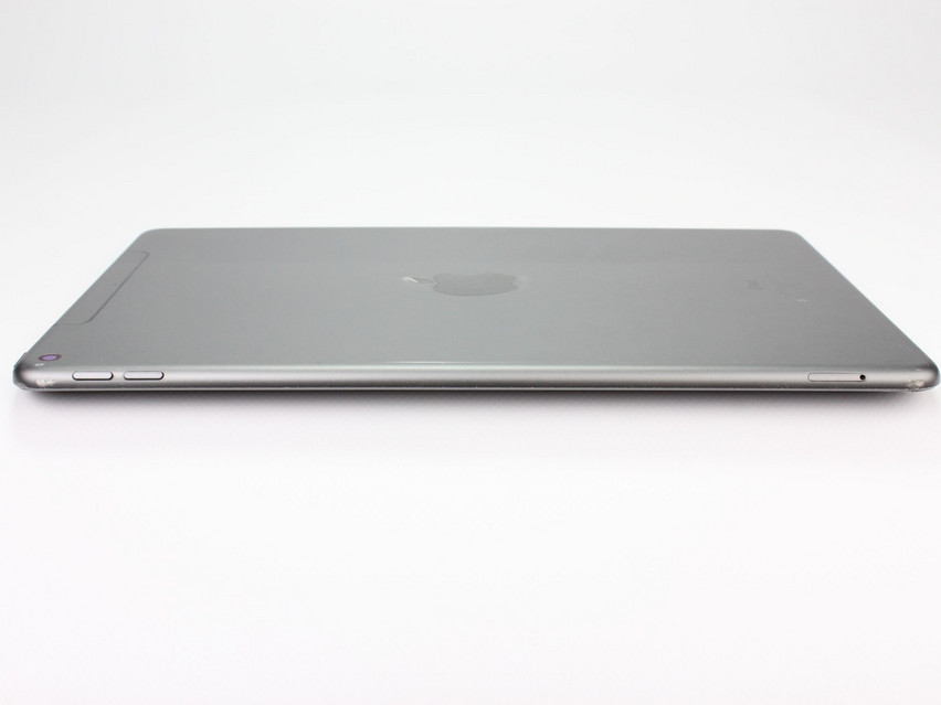 Refurbished Apple iPad Air 3. Generation (A2123) Wi-Fi + Cellular (2019), APL1W81, 3 GB,LPDDR4X, 10.5" ins., 2224x1668 px, SSD, 256 GB Produktcode: 12023198 ESA-TECH Bild 8 von 10" title="Apple iPad Air 3. Generation (A2123) Wi-Fi + Cellular (2019) - 169 €, Produktcode: 12023198 - Bild 8 von 10