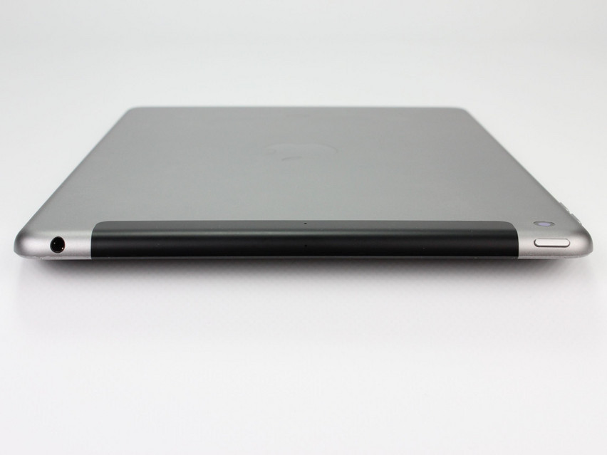Refurbished Apple iPad 6 Generation (A1954) Wi-Fi + Cellular (2018), APL1W24, 2 GB,LPDDR4, 9.7" ins., 2048x1536 px, SSD, 128 GB Product code: 12023254 ESA-TECH Image 4 of 7" title="Apple iPad 6 Generation (A1954) Wi-Fi + Cellular (2018) - 99 €, Product code: 12023254 - Image 4 of 7