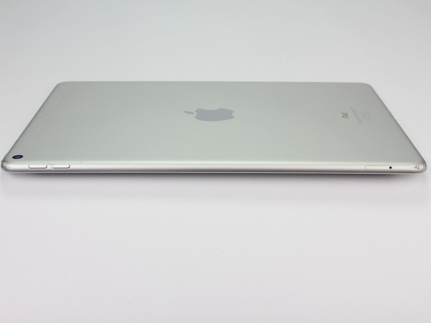 Refurbished Apple iPad Air 3. Generation (A2123) Wi-Fi + Cellular (2019), APL1W81, 3 GB,LPDDR4X, 10.5" ins., 2224x1668 px, SSD, 256 GB Product code: 12021627 ESA-TECH Image 7 of 7" title="Apple iPad Air 3. Generation (A2123) Wi-Fi + Cellular (2019) - 189 €, Product code: 12021627 - Image 7 of 7