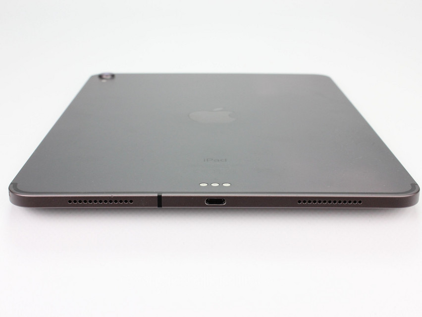 Refurbished Apple iPad Pro 11 1st Generation (A1934) Wi-Fi + Cellular (2019) 4 GB,LPDDR4, 11" ins., 2388x1668 px, SSD, 256 GB Product code: 12023180 ESA-TECH Image 5 of 8" title="Apple iPad Pro 11 1st Generation (A1934) Wi-Fi + Cellular (2019) - 259 €, Product code: 12023180 - Image 5 of 8