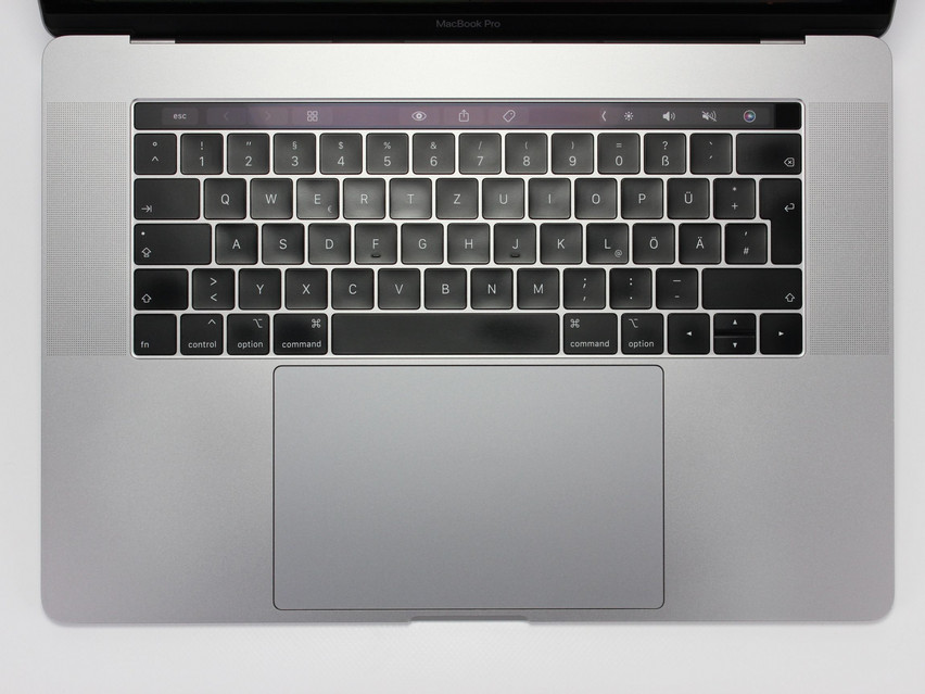 Refurbished Apple MacBook Pro 15,1 A1990 (2018), i7-8750H, 32 GB,DDR4, 15.4" ins., 2880х1800 px, SSD, 512 GB Produktcode: 12013128 ESA-TECH Bild 2 von 14" title="Apple MacBook Pro 15,1 A1990 (2018) - 399 €, Produktcode: 12013128 - Bild 2 von 14