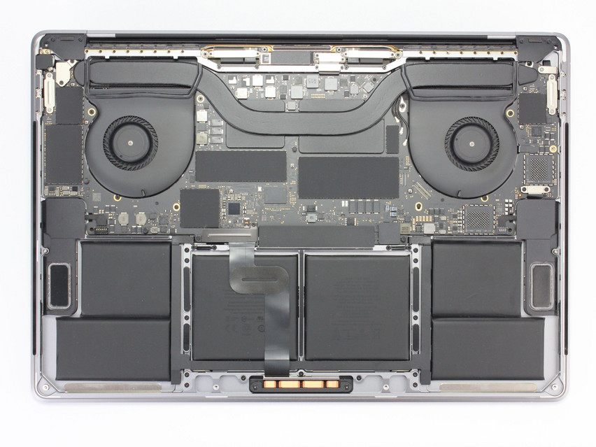Refurbished Apple MacBook Pro 15,1 A1990 (2018), i7-8750H, 16 GB,DDR4, 15.4" ins., 2880х1800 px, SSD, 256 GB Product code: 12013129 ESA-TECH Image 14 of 14" title="Apple MacBook Pro 15,1 A1990 (2018) - 389 €, Product code: 12013129 - Image 14 of 14