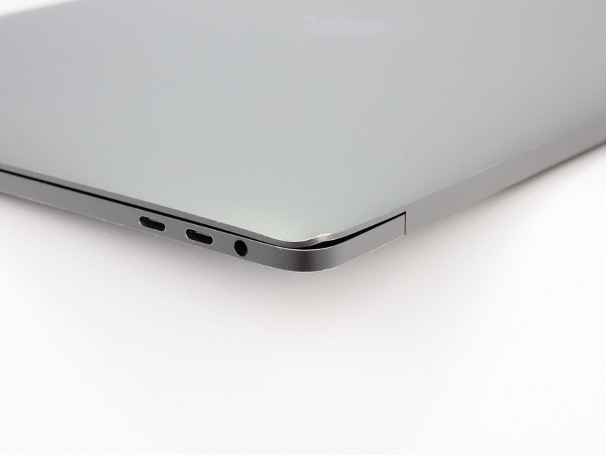 Refurbished Apple MacBook Pro 14,3 A1707 (2017), i7-7700HQ, 16 GB,LPDDR3, 15.4" ins., 2880х1800 px, SSD, 256 GB Product code: 12013118 ESA-TECH Image 12 of 14" title="Apple MacBook Pro 14,3 A1707 (2017) - 299 €, Product code: 12013118 - Image 12 of 14
