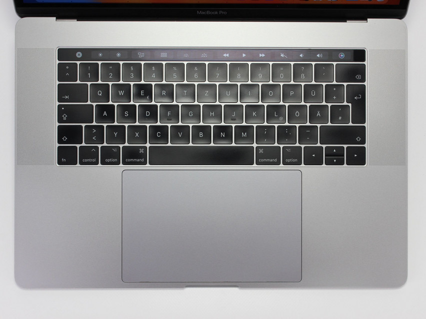 Refurbished Apple MacBook Pro 14,3 A1707 (2017), i7-7700HQ, 16 GB,LPDDR3, 15.4" ins., 2880х1800 px, SSD, 256 GB Product code: 12013118 ESA-TECH Image 2 of 14" title="Apple MacBook Pro 14,3 A1707 (2017) - 299 €, Product code: 12013118 - Image 2 of 14