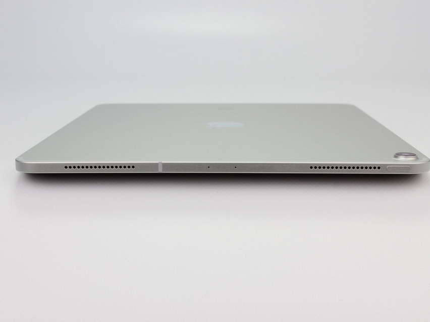 Refurbished Apple iPad Pro 12.9 Zoll (3. Gen) Wi‑Fi + Cellular A1895 (2018) 6 GB,LPDDR4, 12.9" ins., 2732x2048 px, SSD, 1 TB Produktcode: 12023411 ESA-Tech Bild 8 von 8" title="Apple iPad Pro 12.9 Zoll (3. Gen) Wi‑Fi + Cellular A1895 (2018) - 599 €, Produktcode: 12023411 - Bild 8 von 8