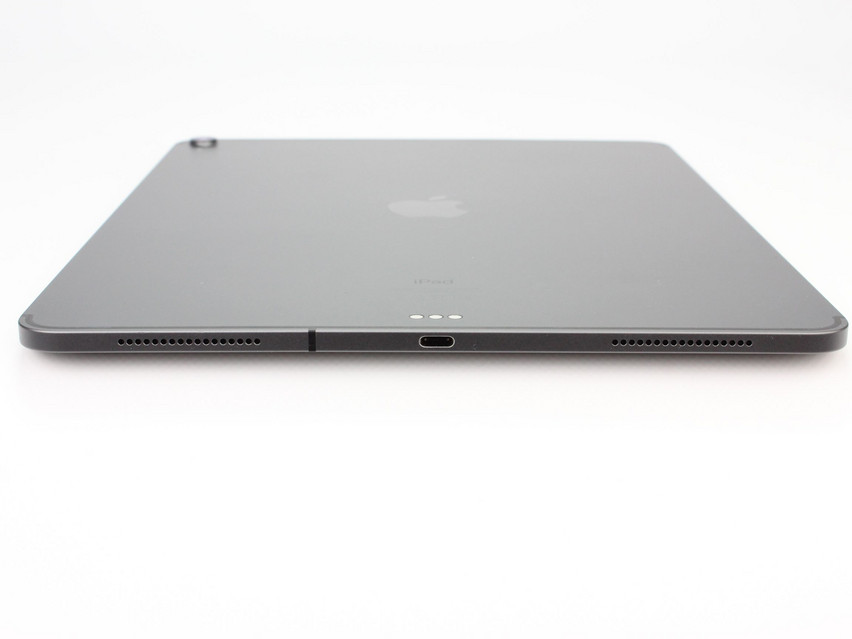 Refurbished Apple iPad Pro 12.9 Zoll (3. Gen) Wi‑Fi + Cellular A1895 (2019) 6 GB,LPDDR4, 12.9" ins., 2732x2048 px, SSD, 64 GB Produktcode: 12023410 ESA-Tech Bild 5 von 8" title="Apple iPad Pro 12.9 Zoll (3. Gen) Wi‑Fi + Cellular A1895 (2019) - 399 €, Produktcode: 12023410 - Bild 5 von 8