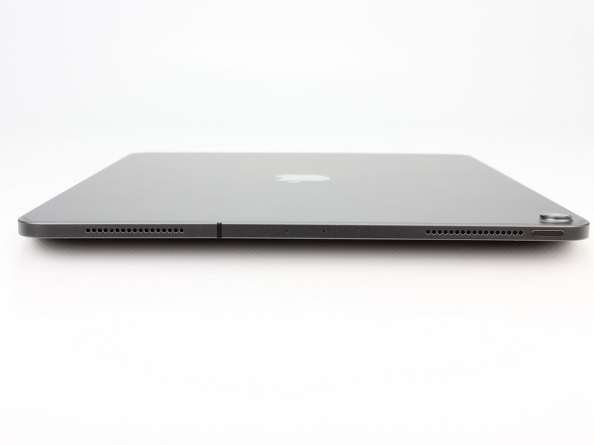 Refurbished Apple iPad Pro 12.9 Zoll (3. Gen) Wi‑Fi + Cellular A1895 (2019) 6 GB,LPDDR4, 12.9" ins., 2732x2048 px, SSD, 64 GB Produktcode: 12023410 ESA-Tech Bild 7 von 8" title="Apple iPad Pro 12.9 Zoll (3. Gen) Wi‑Fi + Cellular A1895 (2019) - 399 €, Produktcode: 12023410 - Bild 7 von 8