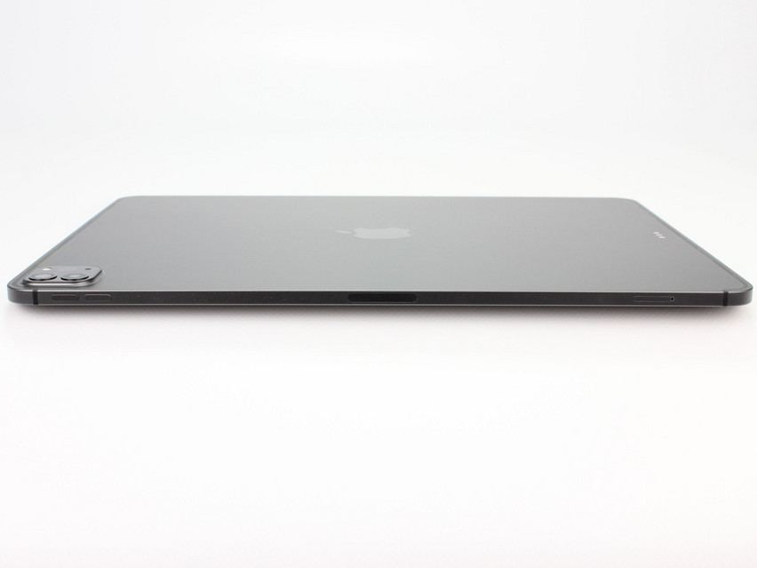 Refurbished Apple iPad Pro 12.9 Zoll (4. Gen) Wi‑Fi + Cellular A2232 (2020) 6 GB,LPDDR4X, 12.9" ins., 2732x2048 px, SSD, 128 GB Produktcode: 12023406 ESA-Tech Bild 7 von 8" title="Apple iPad Pro 12.9 Zoll (4. Gen) Wi‑Fi + Cellular A2232 (2020) - 499 €, Produktcode: 12023406 - Bild 7 von 8