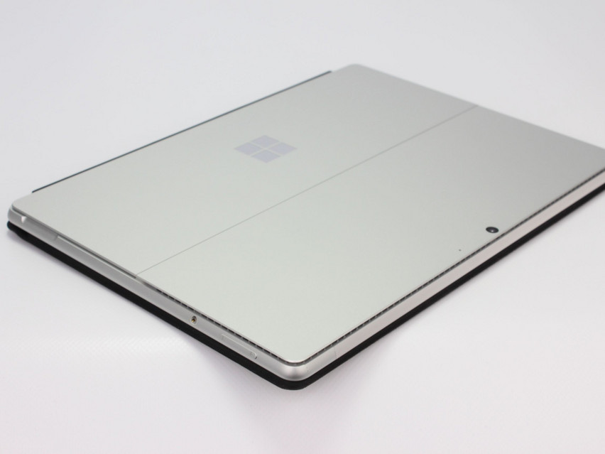Refurbished Microsoft Surface Pro 8 (1983), i5-1145G7, 16 GB,LPDDR4, 13.0" ins., 2880x1920 px, SSD, 256 GB Produktcode: 16023391 ESA-Tech Bild 11 von 13" title="Microsoft Surface Pro 8 (1983) - 599 €, Produktcode: 16023391 - Bild 11 von 13