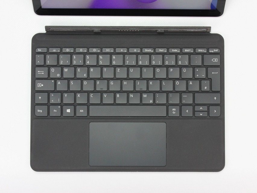 Refurbished Microsoft Surface Go 2 (1927), 8100Y, 8 GB,LPDDR3, 10.5" ins., 1920х1280 px, SSD, 256 GB Produktcode: 16023398 ESA-Tech Bild 3 von 14" title="Microsoft Surface Go 2 (1927) - 249 €, Produktcode: 16023398 - Bild 3 von 14