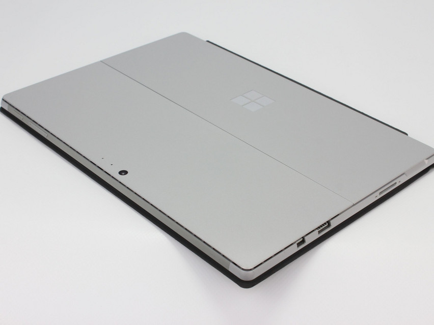 Refurbished Microsoft Surface Pro 5 (1796), i7-7600U, 8 GB,LPDDR3, 12.3" ins., 2736x1824 px, SSD, 256 GB Produktcode: 16023405 ESA-Tech Bild 11 von 14" title="Microsoft Surface Pro 5 (1796) - 239 €, Produktcode: 16023405 - Bild 11 von 14
