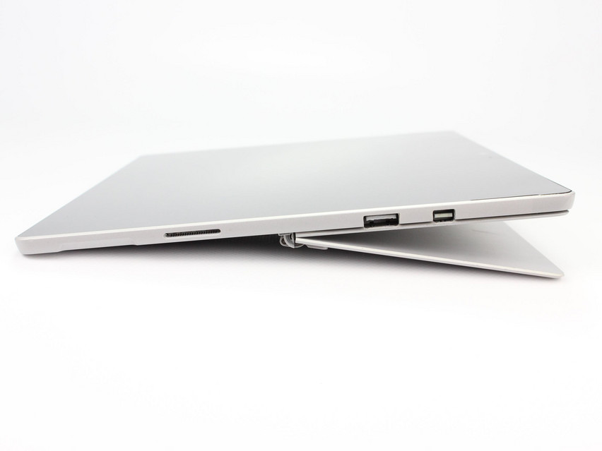 Refurbished Microsoft Surface Pro 5 (1807), i5-7300U, 8 GB,LPDDR3, 12.3" ins., 2736x1824 px, SSD, 256 GB Produktcode: 16023400 ESA-Tech Bild 9 von 14" title="Microsoft Surface Pro 5 (1807) - 229 €, Produktcode: 16023400 - Bild 9 von 14