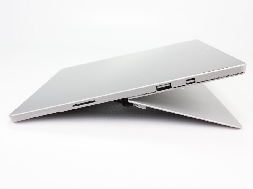 Refurbished Microsoft Surface Pro 4 (1724), i7-6650U, 16 GB,LPDDR3, 12.3" ins., 2736x1824 px, SSD, 512 GB Produktcode: 16023396 ESA-Tech Bild 9 von 14" title="Microsoft Surface Pro 4 (1724) - 199 €, Produktcode: 16023396 - Bild 9 von 14