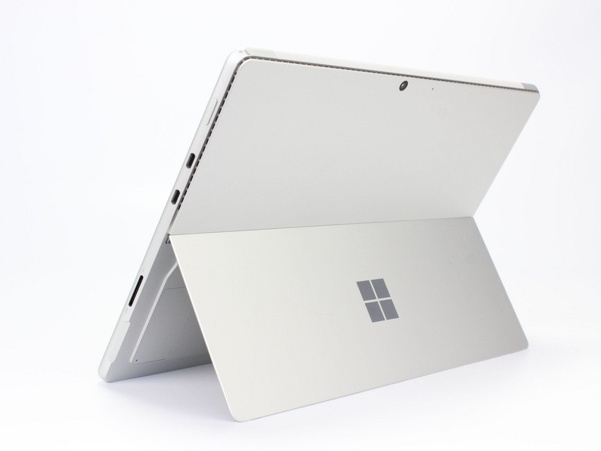 Refurbished Microsoft Surface Pro 8 (1983), i5-1145G7, 16 GB,LPDDR4, 13.0" ins., 2880x1920 px, SSD, 256 GB Produktcode: 16023393 ESA-Tech Bild 3 von 9" title="Microsoft Surface Pro 8 (1983) - 449 €, Produktcode: 16023393 - Bild 3 von 9