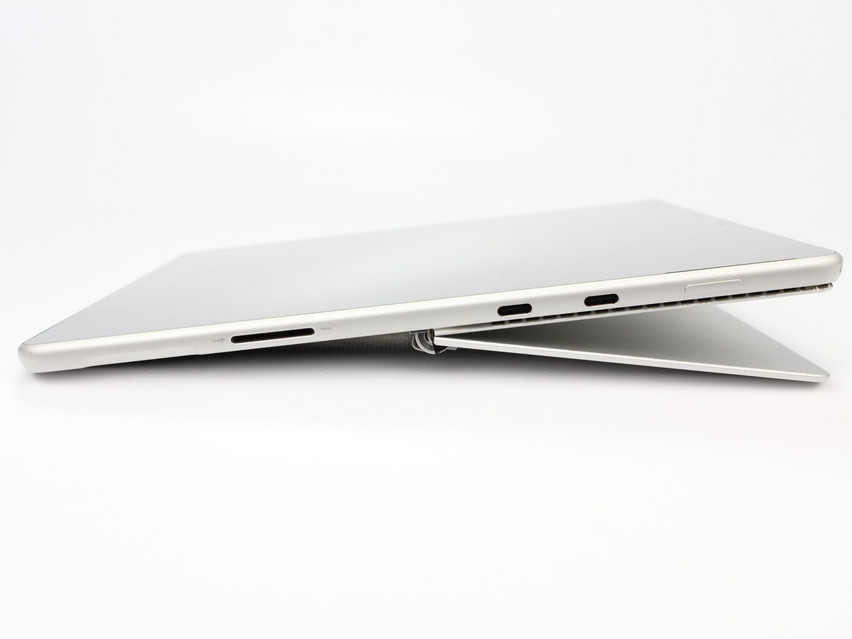 Refurbished Microsoft Surface Pro 8 (1983), i5-1145G7, 16 GB,LPDDR4, 13.0" ins., 2880x1920 px, SSD, 256 GB Produktcode: 16023393 ESA-Tech Bild 6 von 9" title="Microsoft Surface Pro 8 (1983) - 449 €, Produktcode: 16023393 - Bild 6 von 9