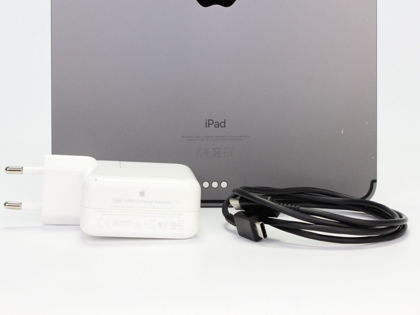 Refurbished Apple iPad Air 4 Generation (A2072) Wi-Fi + Cellular (2021), APL1W81, 4 GB,LPDDR4X, 10.9" ins., 2360x1640 px, SSD, 64 GB Product code: 12023200 ESA-Tech Image 3 of 9" title="Apple iPad Air 4 Generation (A2072) Wi-Fi + Cellular (2021) - 199 €, Product code: 12023200 - Image 3 of 9