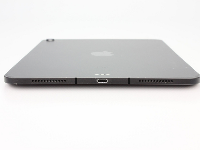 Refurbished Apple iPad Air 4 Generation (A2072) Wi-Fi + Cellular (2021), APL1W81, 4 GB,LPDDR4X, 10.9" ins., 2360x1640 px, SSD, 64 GB Product code: 12023200 ESA-Tech Image 4 of 9" title="Apple iPad Air 4 Generation (A2072) Wi-Fi + Cellular (2021) - 199 €, Product code: 12023200 - Image 4 of 9