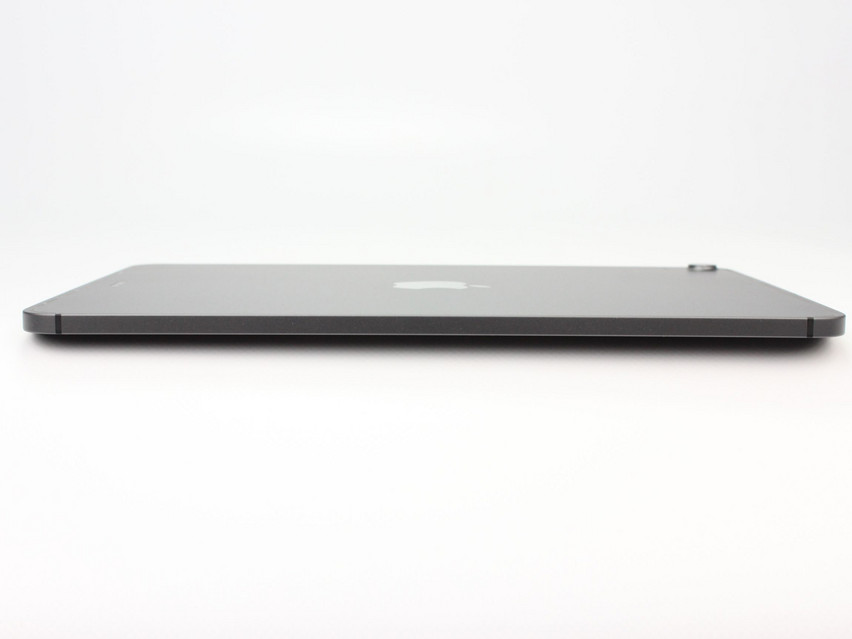 Refurbished Apple iPad Air 5. Gen. (A2589) Wi-Fi + Cellular (2022), APL1102, 8 GB,LPDDR4X, 10.9" ins., 2360x1640 px, SSD, 64 GB Produktcode: 12023417 ESA-Tech Bild 8 von 8" title="Apple iPad Air 5. Gen. (A2589) Wi-Fi + Cellular (2022) - 449 €, Produktcode: 12023417 - Bild 8 von 8