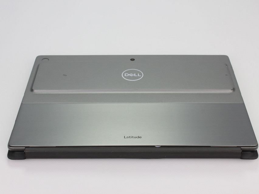 Refurbished Dell Latitude 7320 Detachable, i5-1140G7, 16 GB,LPDDR4, 13.0" ins., 1920х1280 px, SSD, 512 GB Produktcode: 10023446 ESA-Tech Bild 13 von 14" title="Dell Latitude 7320 Detachable - 649 €, Produktcode: 10023446 - Bild 13 von 14