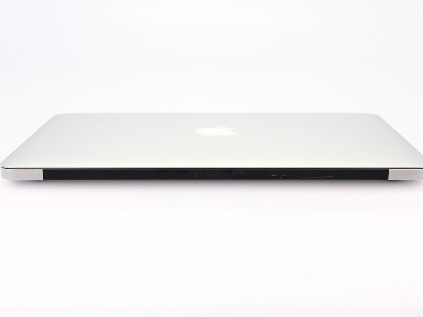 Refurbished Apple MacBook Air 6,2 A1466 (2014), i7-4650U, 8 GB,DDR3, 13.3" ins., 1440x900 px, SSD, 256 GB Produktcode: 12013476 ESA-Tech Bild 10 von 13" title="Apple MacBook Air 6,2 A1466 (2014) - 199 €, Produktcode: 12013476 - Bild 10 von 13