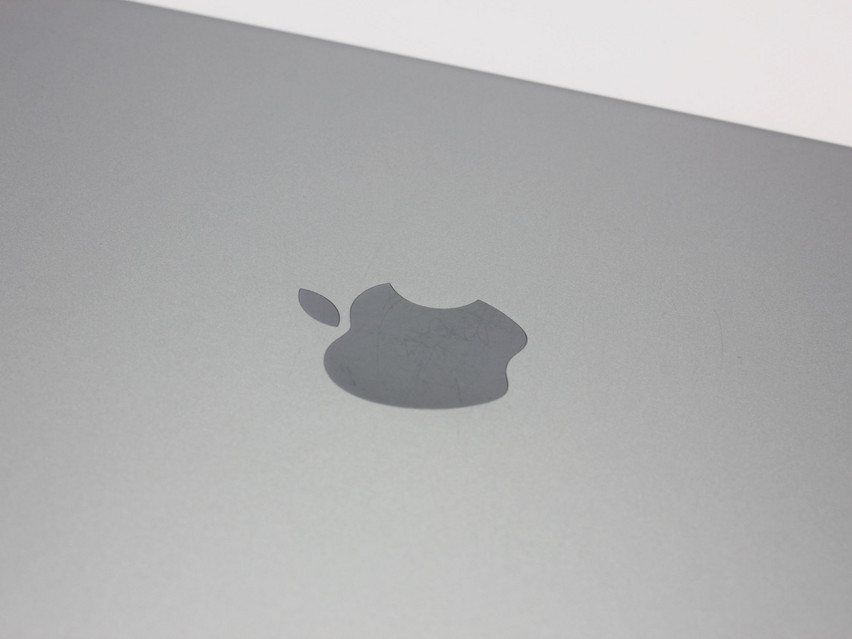 Apple iPad Pro 10.5 (A1709) Wi-Fi + Cellular (2018) - 199 €, Product code: 12023185 - Image 9 of 10 Refurbished Apple iPad Pro 10.5 (A1709) Wi-Fi + Cellular (2018) 4 GB,LPDDR4, 10,5" ins., 2224x1668 px, SSD, 256 GB Product code: 12023185 ESA-Tech Image 9 of 10" title="Apple iPad Pro 10.5 (A1709) Wi-Fi + Cellular (2018) - 199 €, Product code: 12023185 - Image 9 of 10