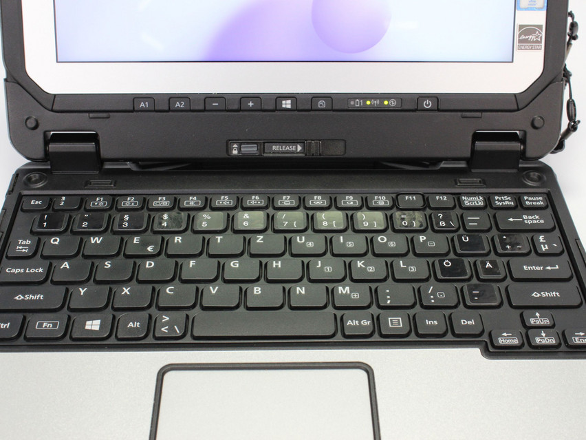 Refurbished Panasonic TOUGHBOOK CF-20 MK1, M5-6Y57, 8 GB,LPDDR3, 10,1" ins., 1920x1200 px, SSD, 256 GB Produktcode: 15023917 ESA-Tech Bild 4 von 18" title="Panasonic TOUGHBOOK CF-20 MK1 - 449 €, Produktcode: 15023917 - Bild 4 von 18