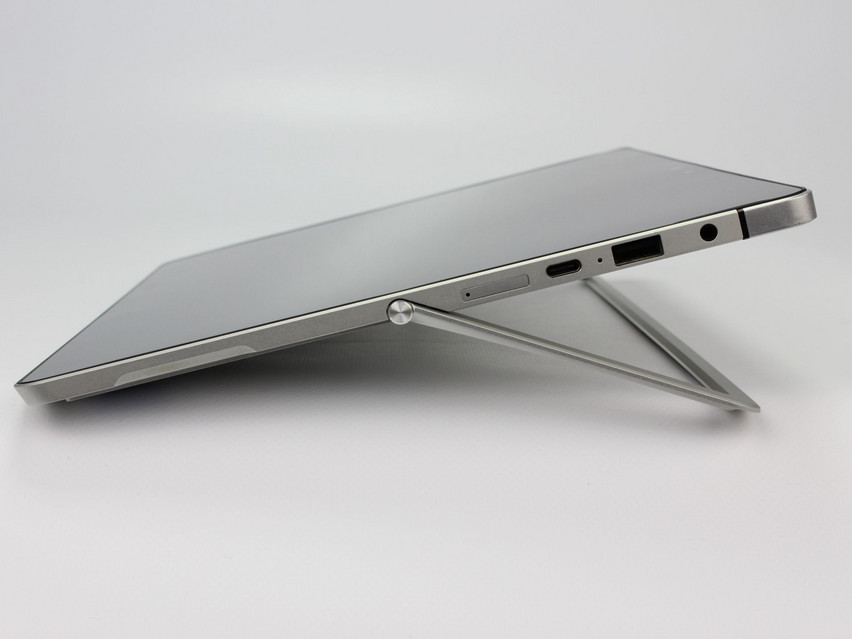 Refurbished HP Elite x2 1012 G2, i5-7200U, 8 GB,LPDDR3, 12,3" ins., 2736x1824 px, SSD, 256 GB Product code: 11023888 ESA-Tech Image 9 of 14" title="HP Elite x2 1012 G2 - 219 €, Product code: 11023888 - Image 9 of 14