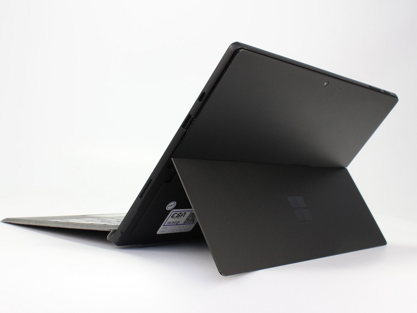 Refurbished Microsoft Surface Pro 7+ (1960), i5-1135G7, 8 GB,LPDDR4, 12,3" ins., 2736x1824 px, SSD, 256 GB Produktcode: 16023890 ESA-Tech Bild 6 von 11" title="Microsoft Surface Pro 7+ (1960) - 499 €, Produktcode: 16023890 - Bild 6 von 11